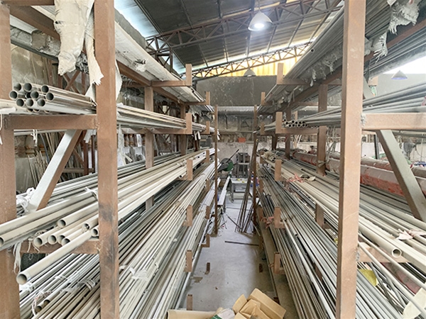 原料倉(cāng)庫(kù)